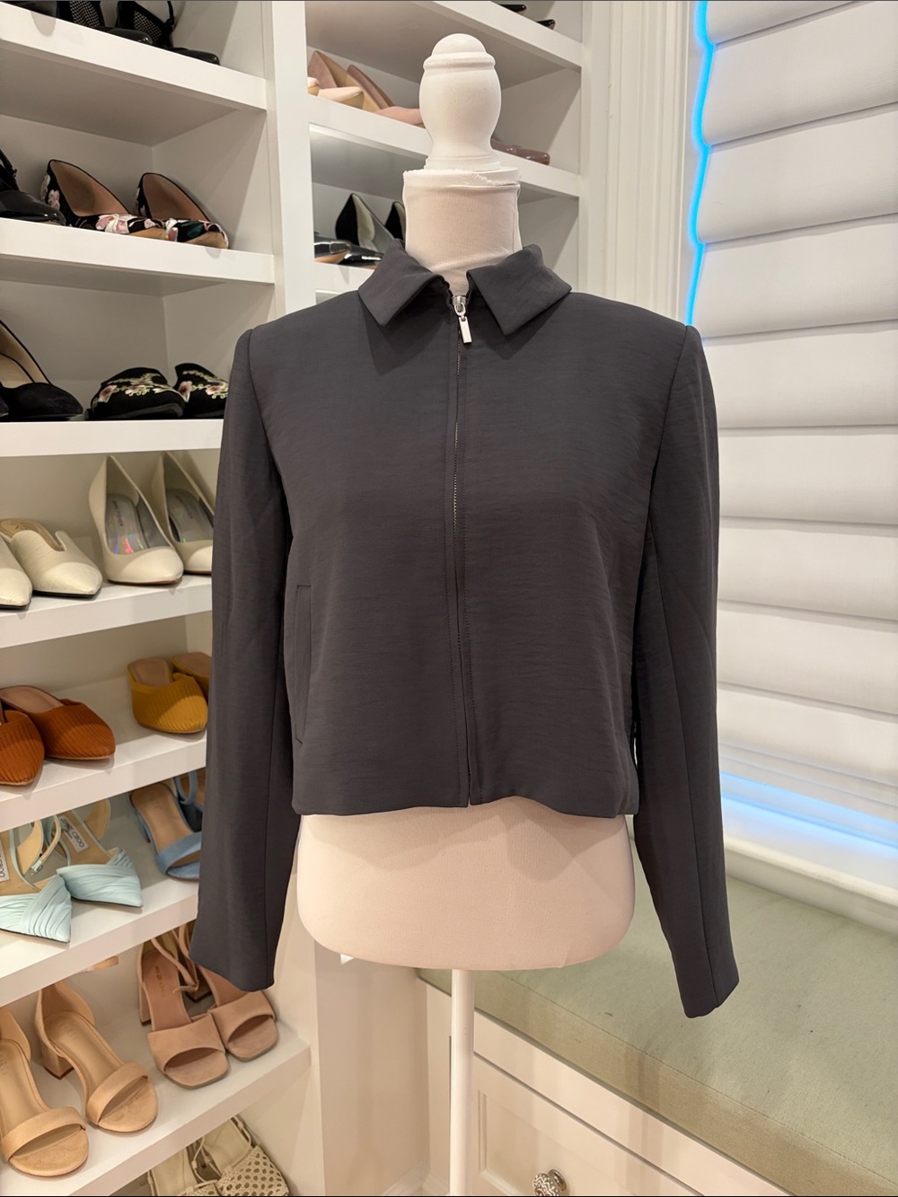 NWT Rachel Zoe Charcoal Zip-Front Cropped Jacket Sz 4